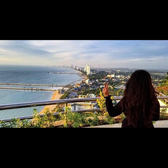 ❤️ 2022 UPDATE - MEET YOUR POSHER ❤️ - Picture 8 of 15